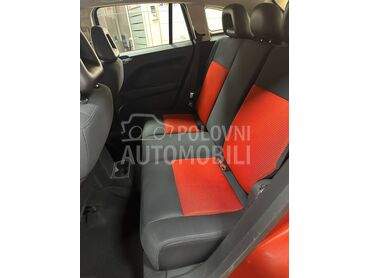 Dodge Caliber 2.0 CVT