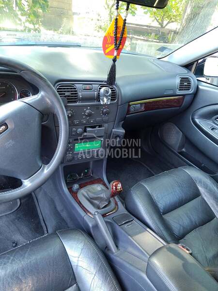 Volvo V40 1.9