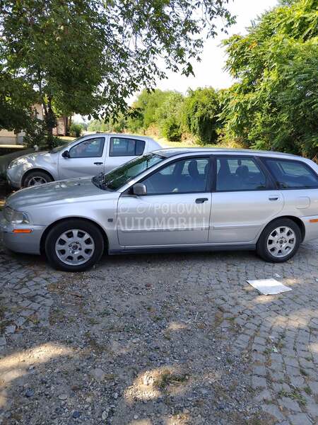 Volvo V40 1.9