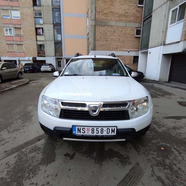 Dacia Duster 1.6 b