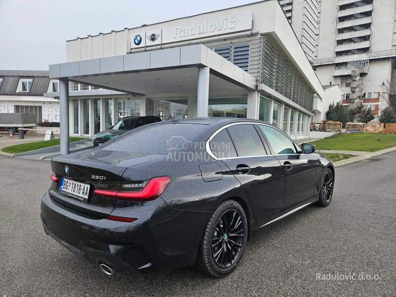 BMW 330 i