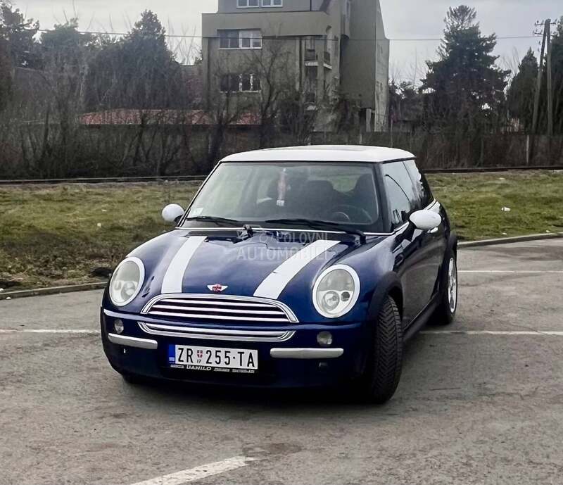 MINI One 