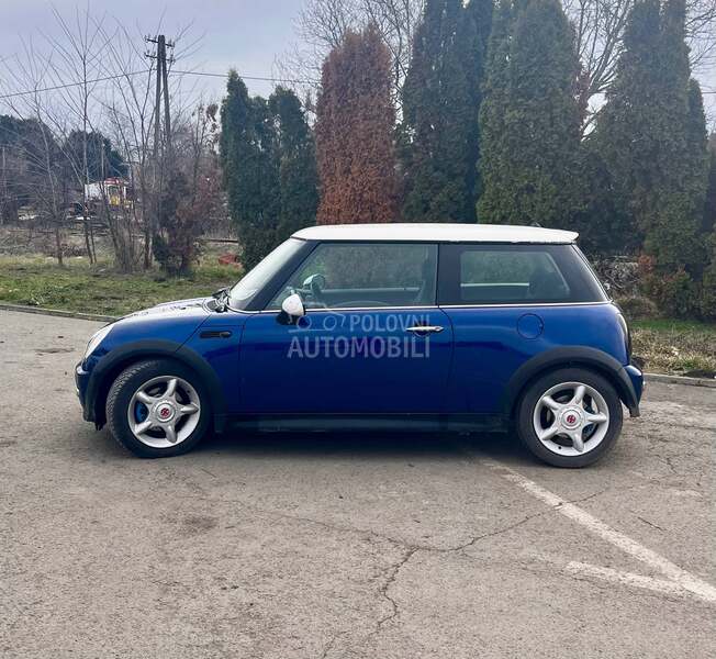 MINI One 