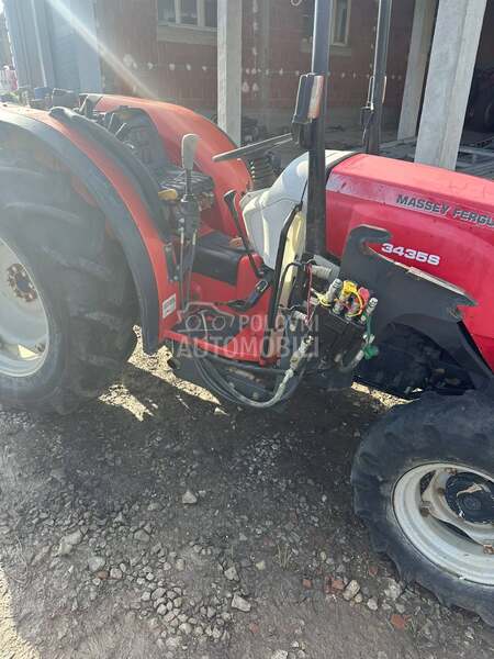 Massey Ferguson 3435S
