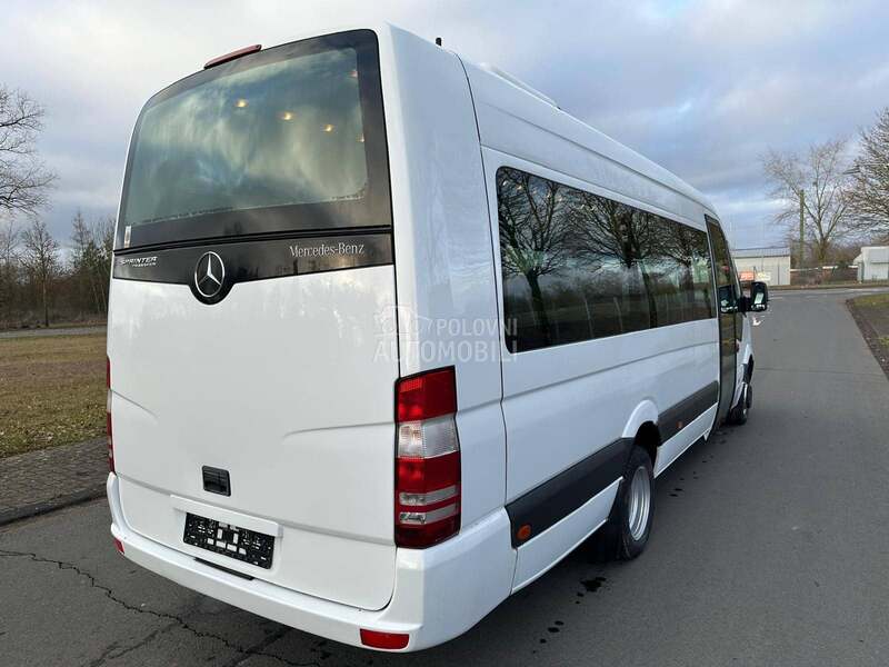 Mercedes Benz Sprinter 515