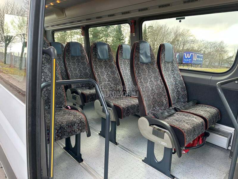 Mercedes Benz Sprinter 515