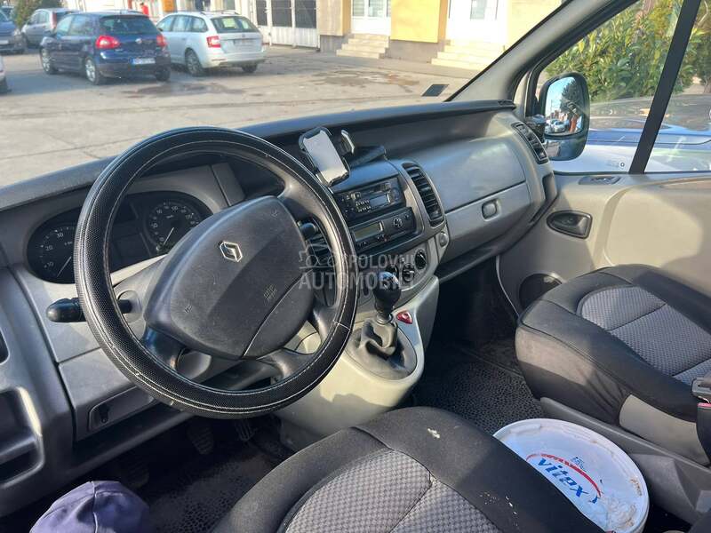Renault Trafic 