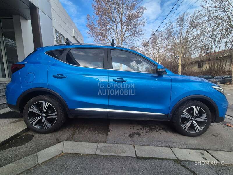 MG ZS 