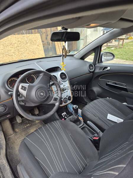 Opel Corsa D 1.4