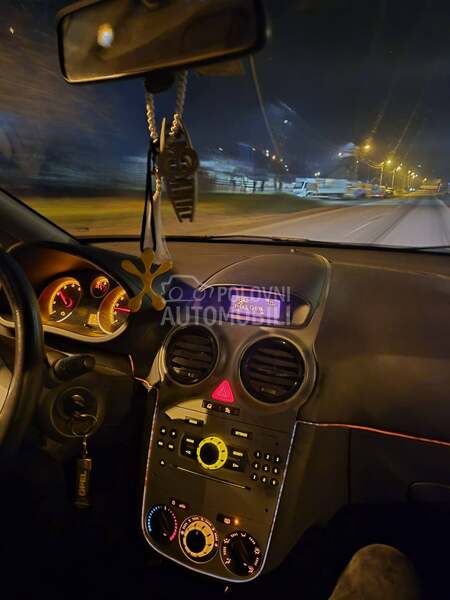 Opel Corsa D 1.4