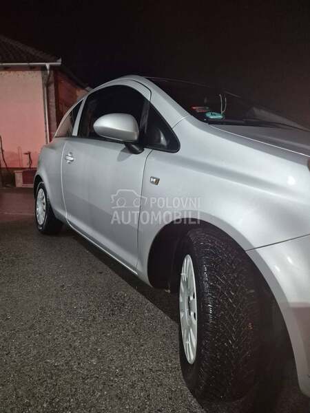 Opel Corsa D 1.4
