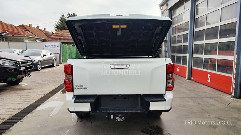 Isuzu D-Max Samurai MT