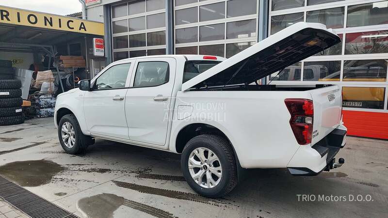 Isuzu D-Max Samurai MT