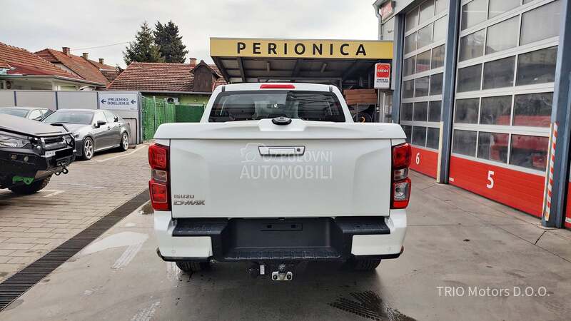 Isuzu D-Max Samurai MT