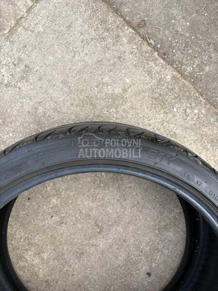 Tigar 235/35 R19 Letnja