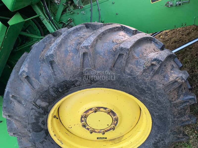 John Deere 1065
