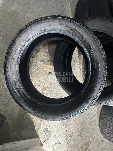 Bridgestone 205/50 R17 Zimska