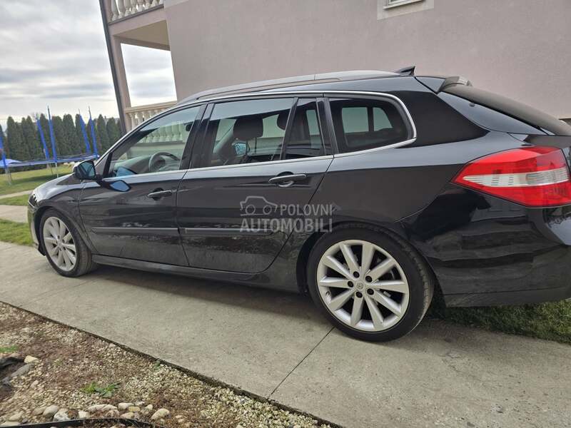 Renault Laguna 2.0dciPARIS INITIALE