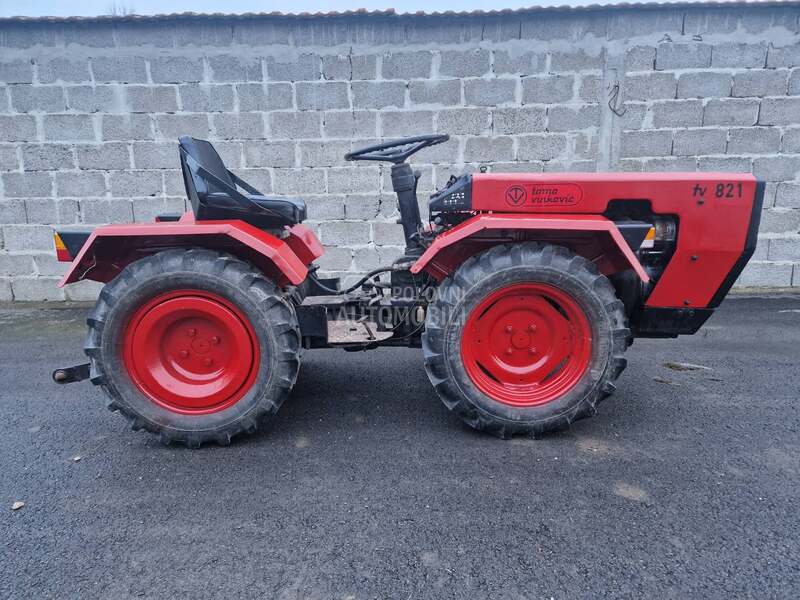 Tomo Vinković TV 821