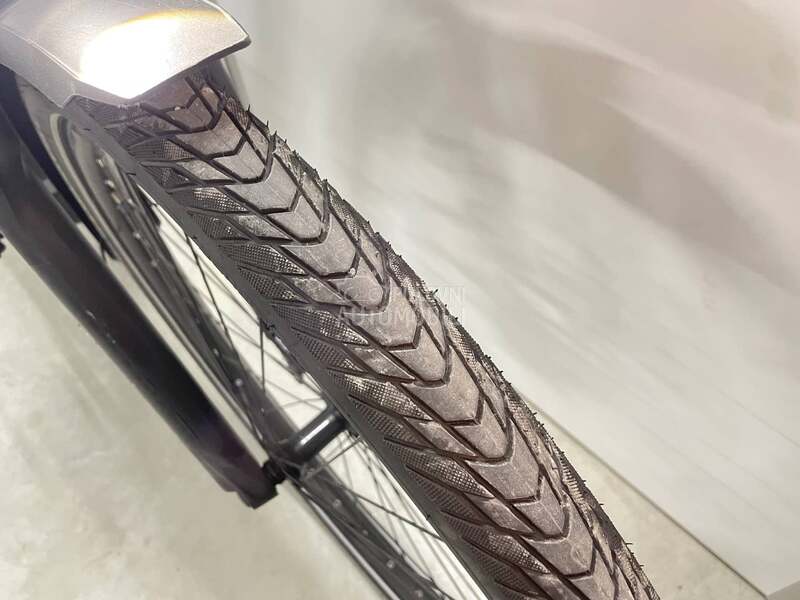 Cube Kathmandu smart 750wh