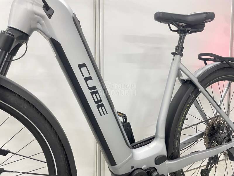 Cube Kathmandu smart 750wh