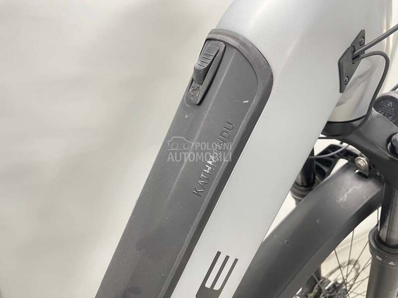 Cube Kathmandu smart 750wh