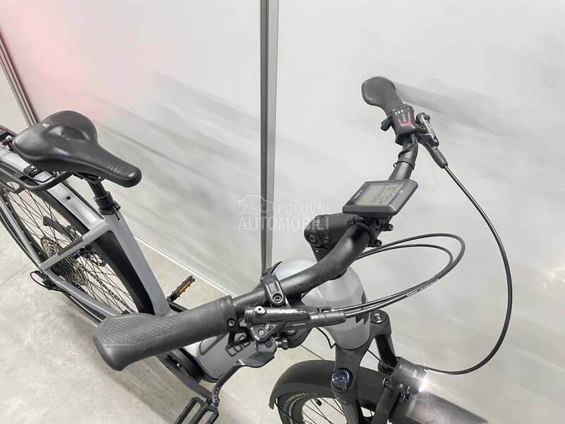 Cube Kathmandu smart 750wh