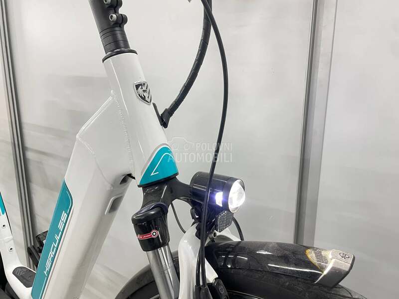 Hercules Roberta 28 bosch M/L vel