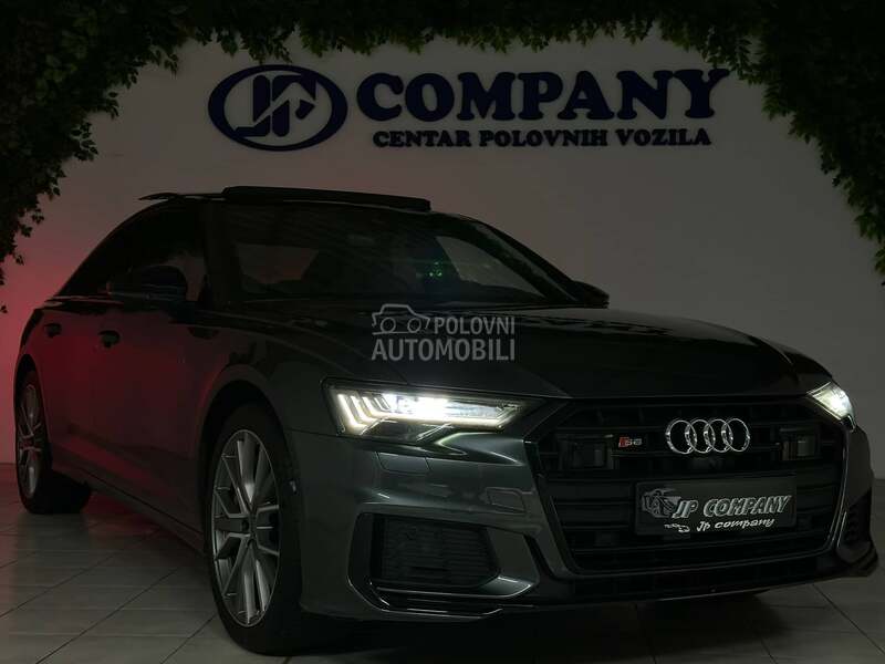 Audi S6 