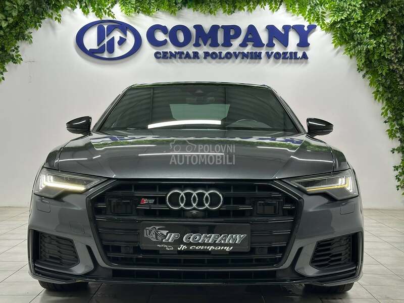 Audi S6 