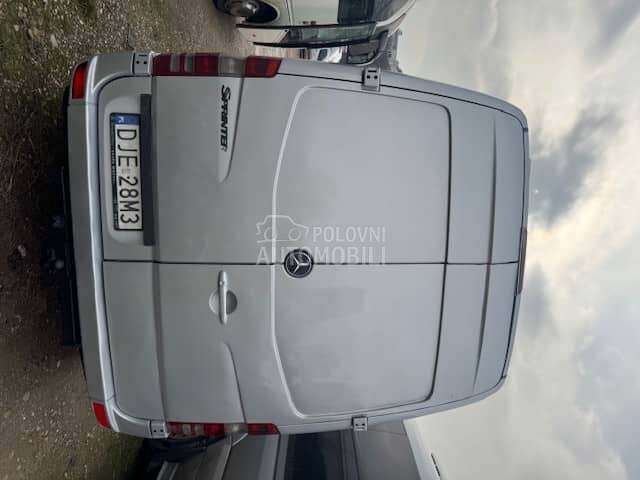 Mercedes Benz Sprinter 519