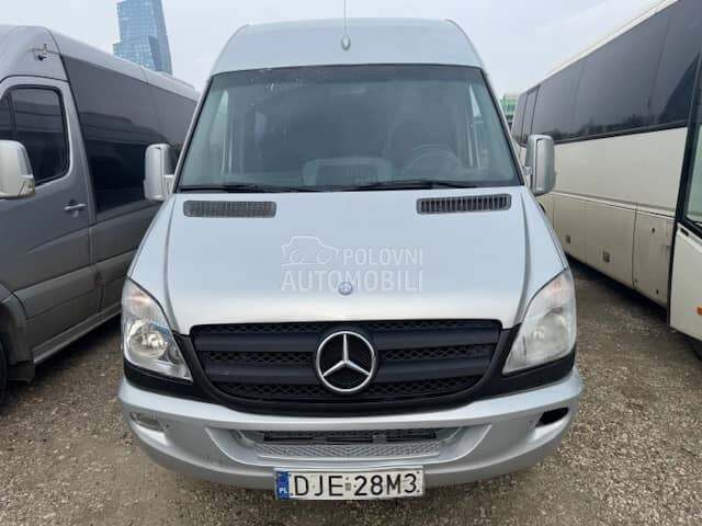 Mercedes Benz Sprinter 519