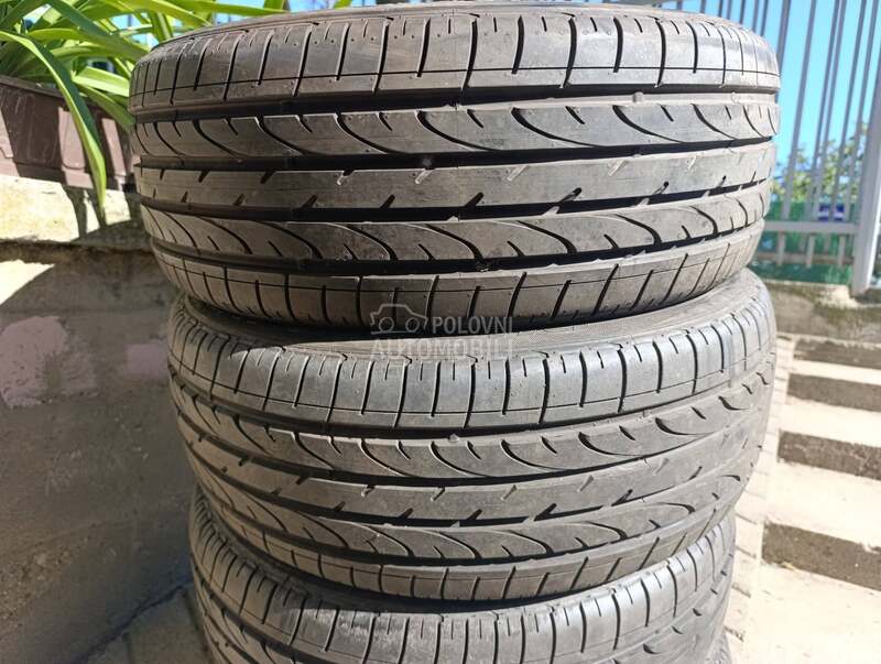 Bridgestone 235/45 R19 Letnja