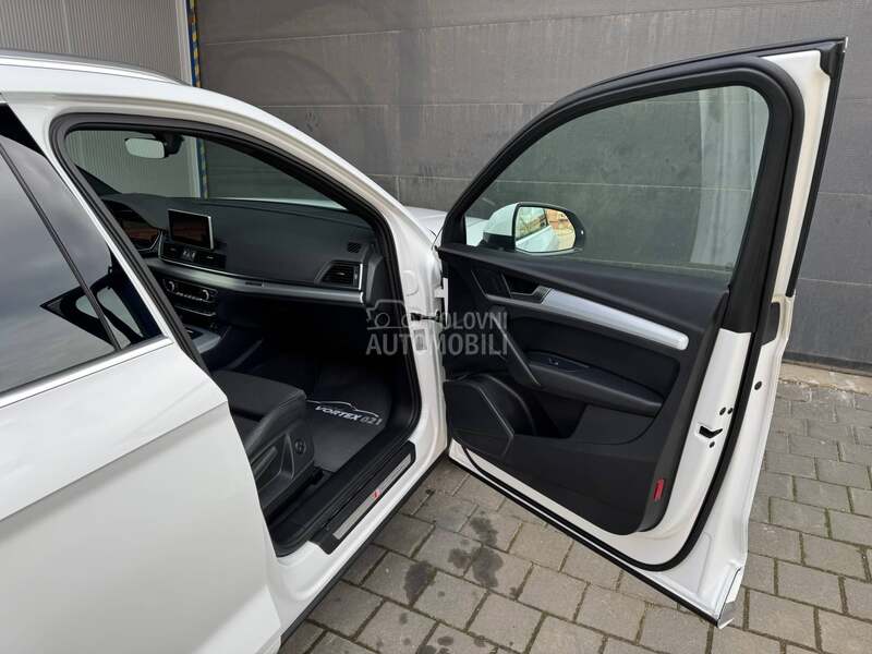 Audi Q5 2.0 TDI S line