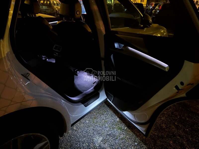 Audi Q5 2.0 TDI S line