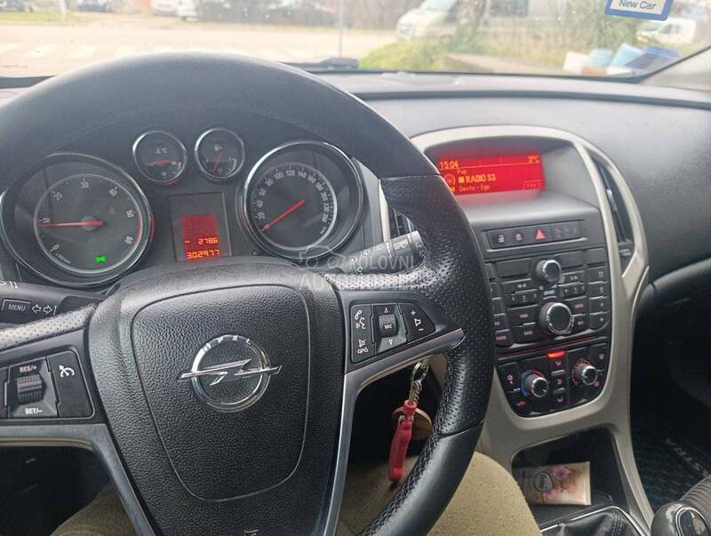 Opel Astra J 1.7 cdti