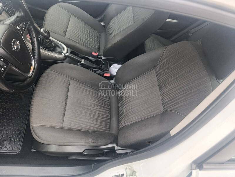 Opel Astra J 1.7 cdti
