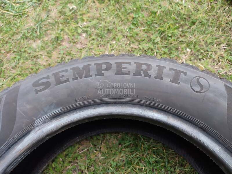 Semperit 205/60 R16 Zimska