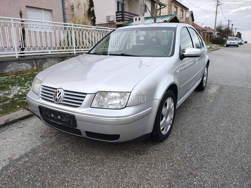 Volkswagen Bora 1.6 16v