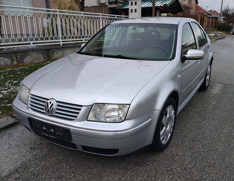 Volkswagen Bora 1.6 16v