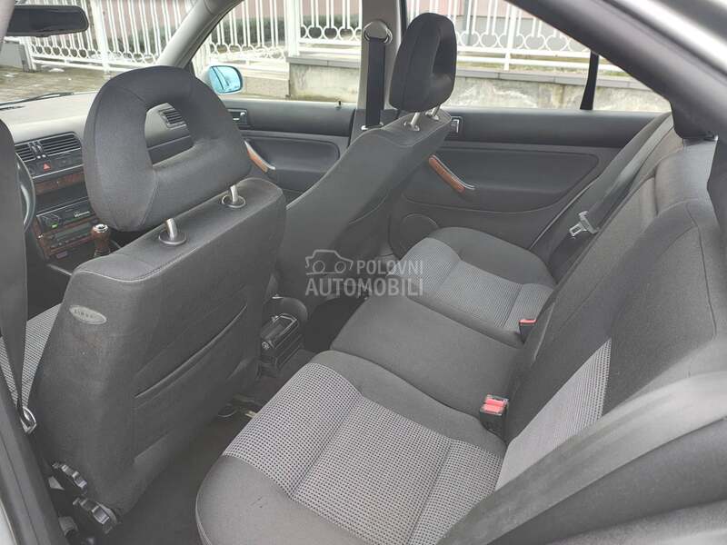 Volkswagen Bora 1.6 16v