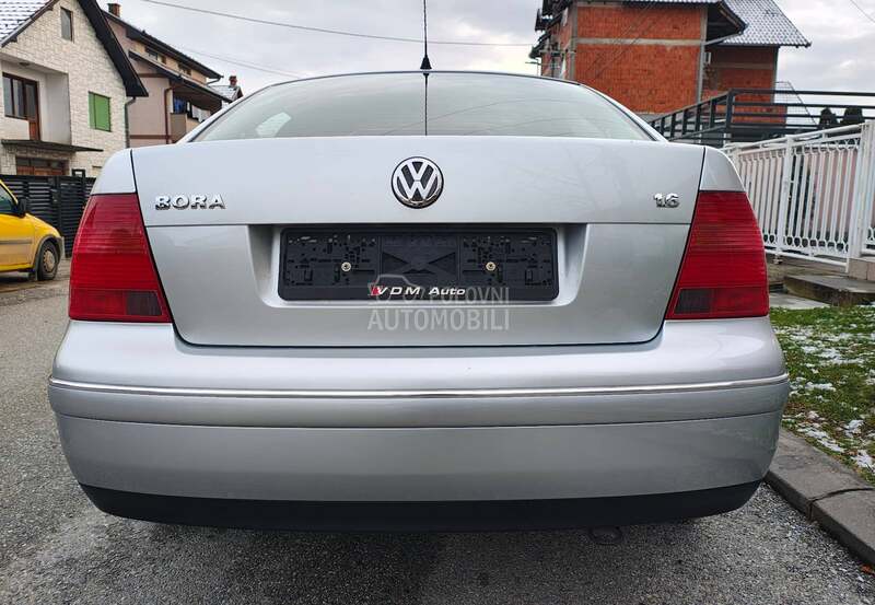 Volkswagen Bora 1.6 16v