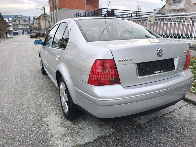 Volkswagen Bora 1.6 16v