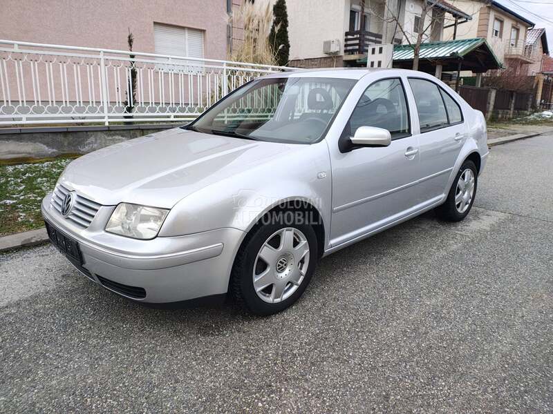 Volkswagen Bora 1.6 16v