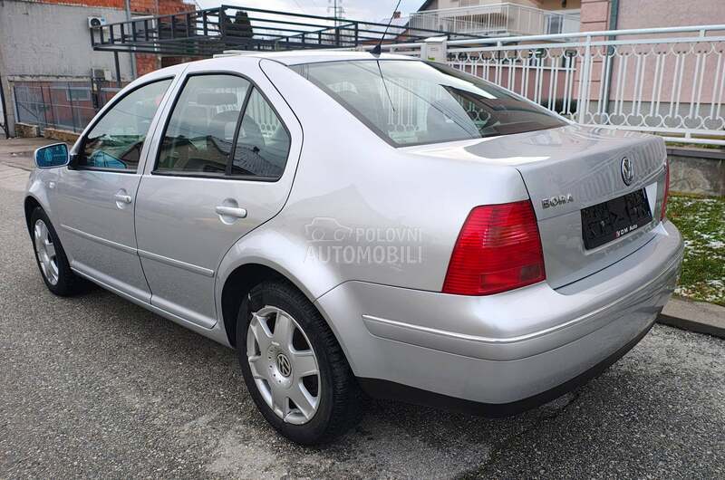 Volkswagen Bora 1.6 16v