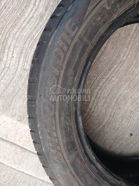 Bridgestone 205/60 R17 Zimska