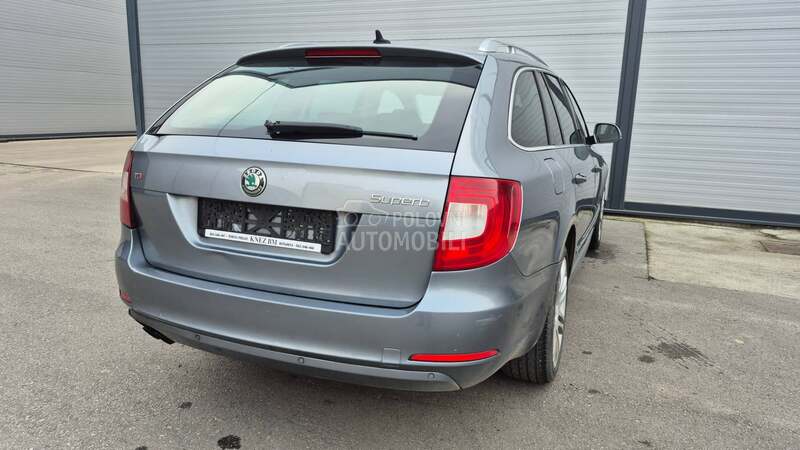 Škoda Superb 