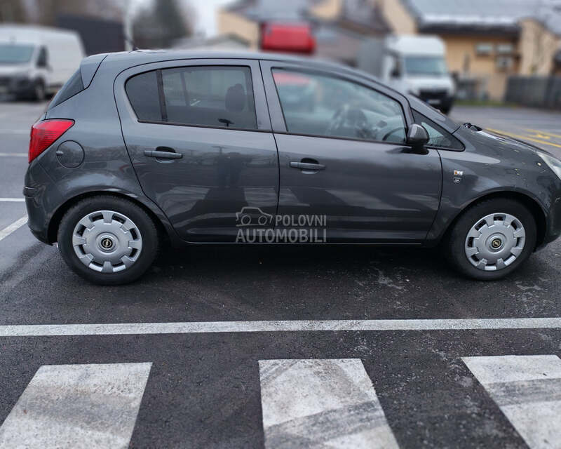 Opel Corsa D 