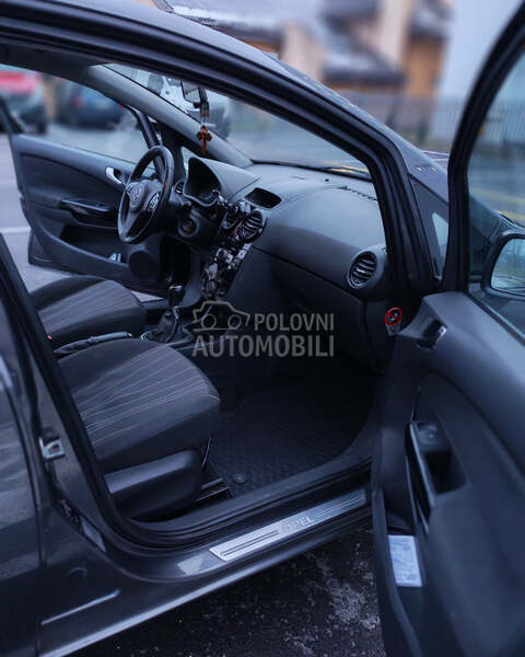 Opel Corsa D 