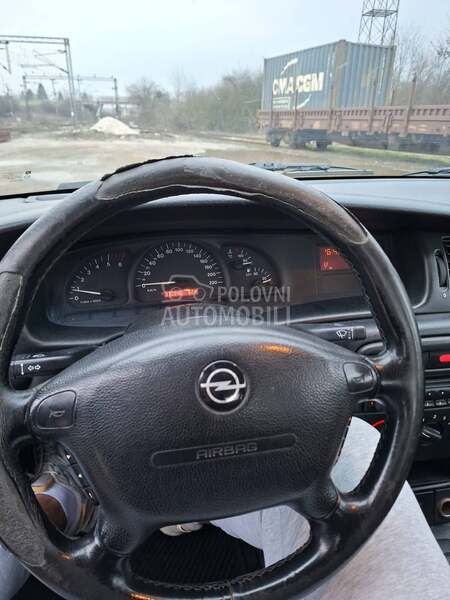 Opel Vectra B 